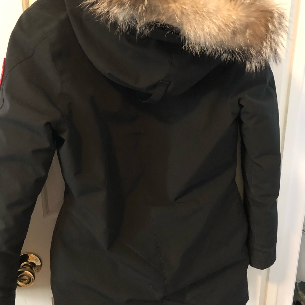 Women’s Canada Goose Size Medium